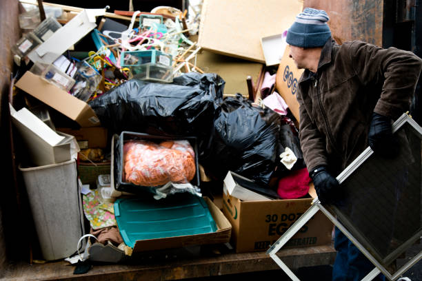 Best Construction Debris Removal  in Waynesboro, PA